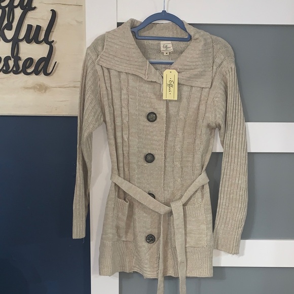 Effeci Sweaters - Tan Cable Knit Cardigan Sweater